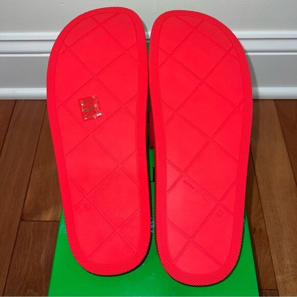 Bottega Veneta Men's Red/Orange Quilted Rubber Slide Sandals - Picture 7 of 16